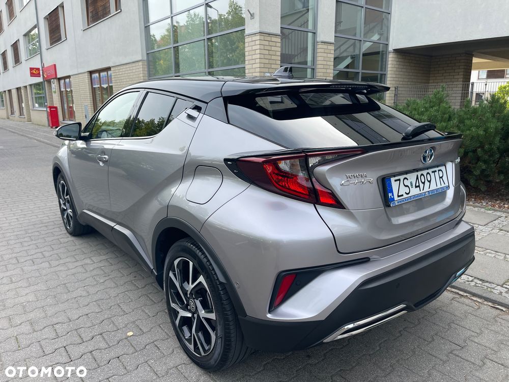 Toyota C-HR 2.0 Hybrid Team Deutschland - 9