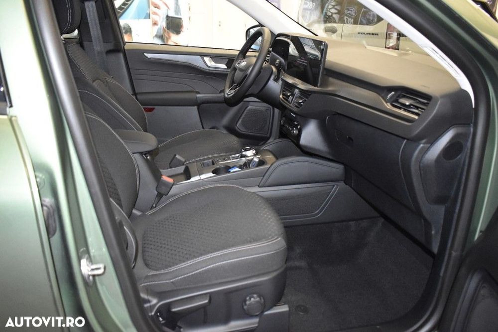 Ford Kuga - 16