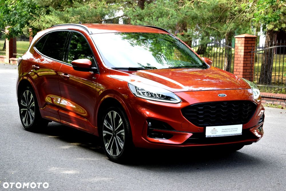 Ford Kuga 2.5P PHEV FWD ST-Line X - 14