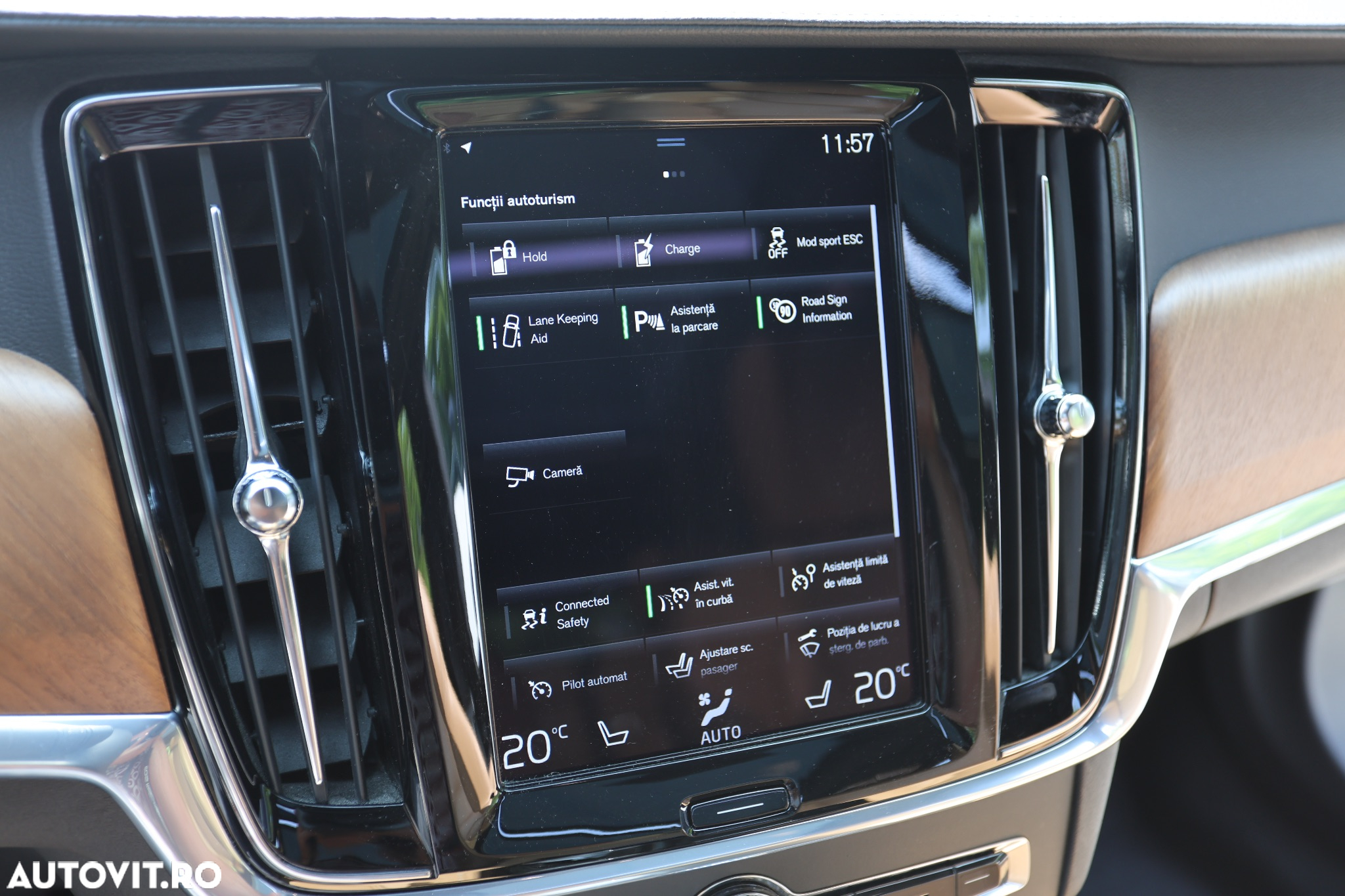 Volvo V90 T8 Twin Engine AWD Inscription - 27