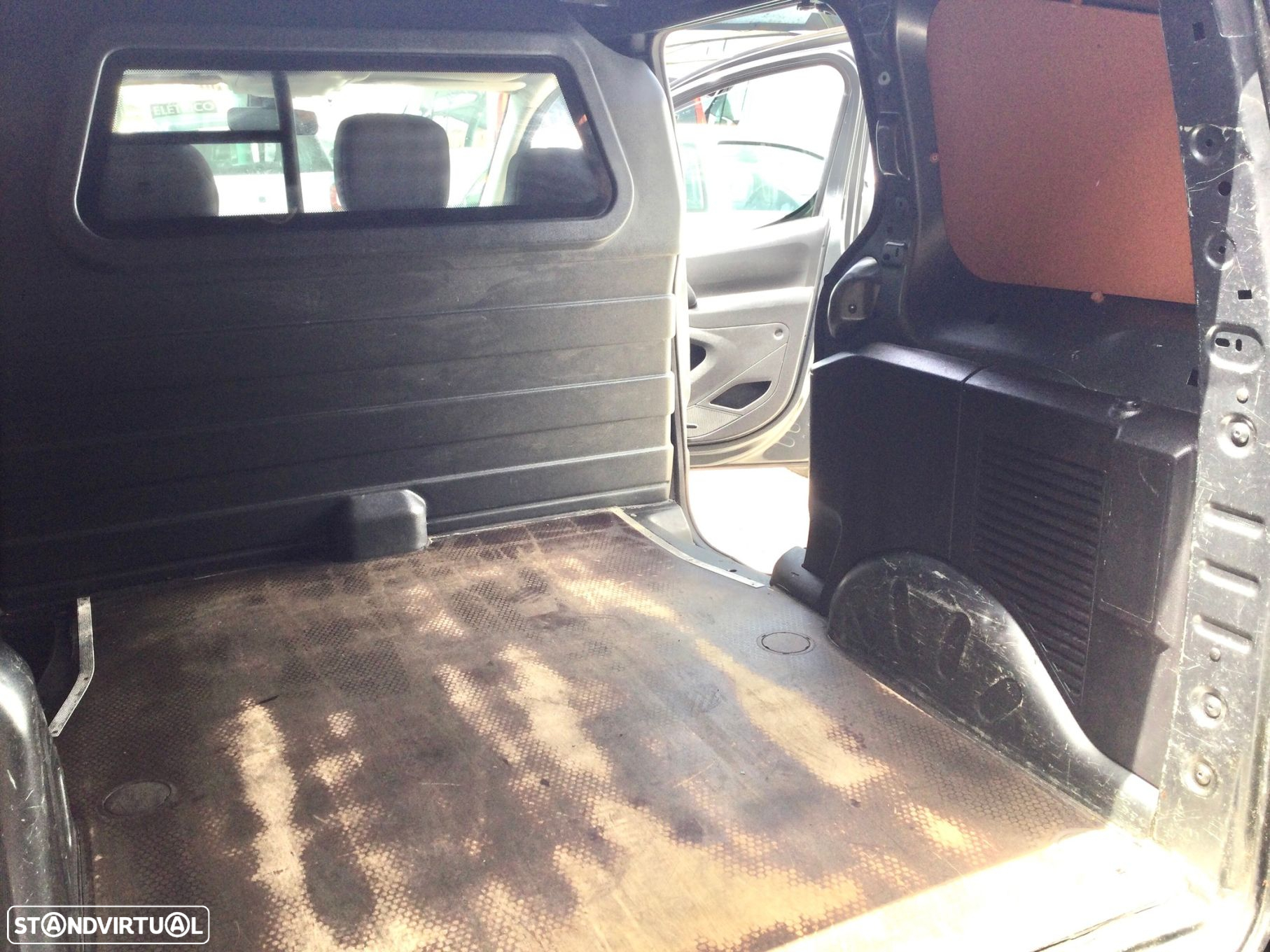 Peugeot Partner 1.6 BlueHDi L1 Premium - 6