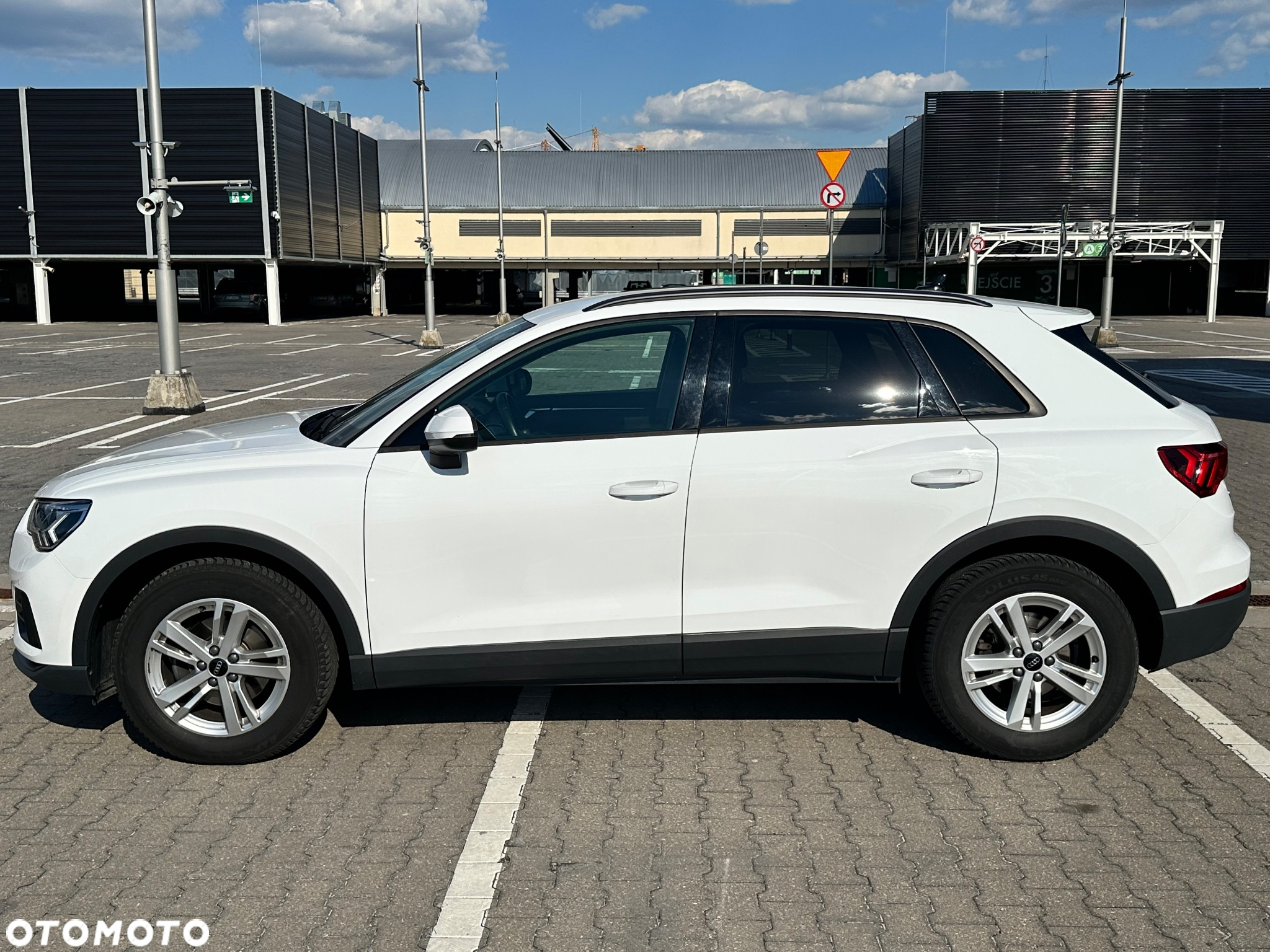 Audi Q3 35 TFSI S tronic - 2