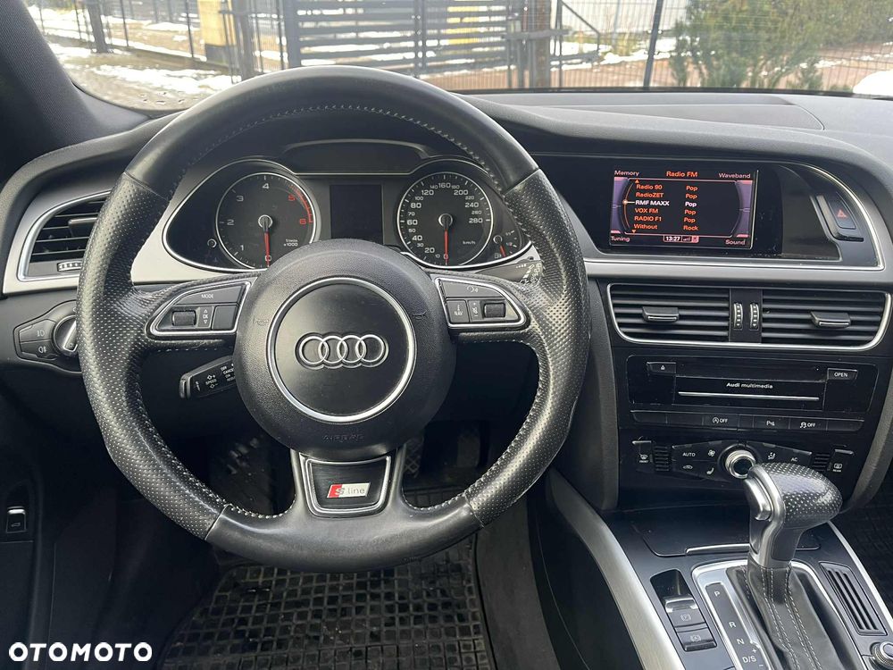 Audi A4 Avant 2.0 TDI DPF quattro S tronic S line Sportpaket - 4