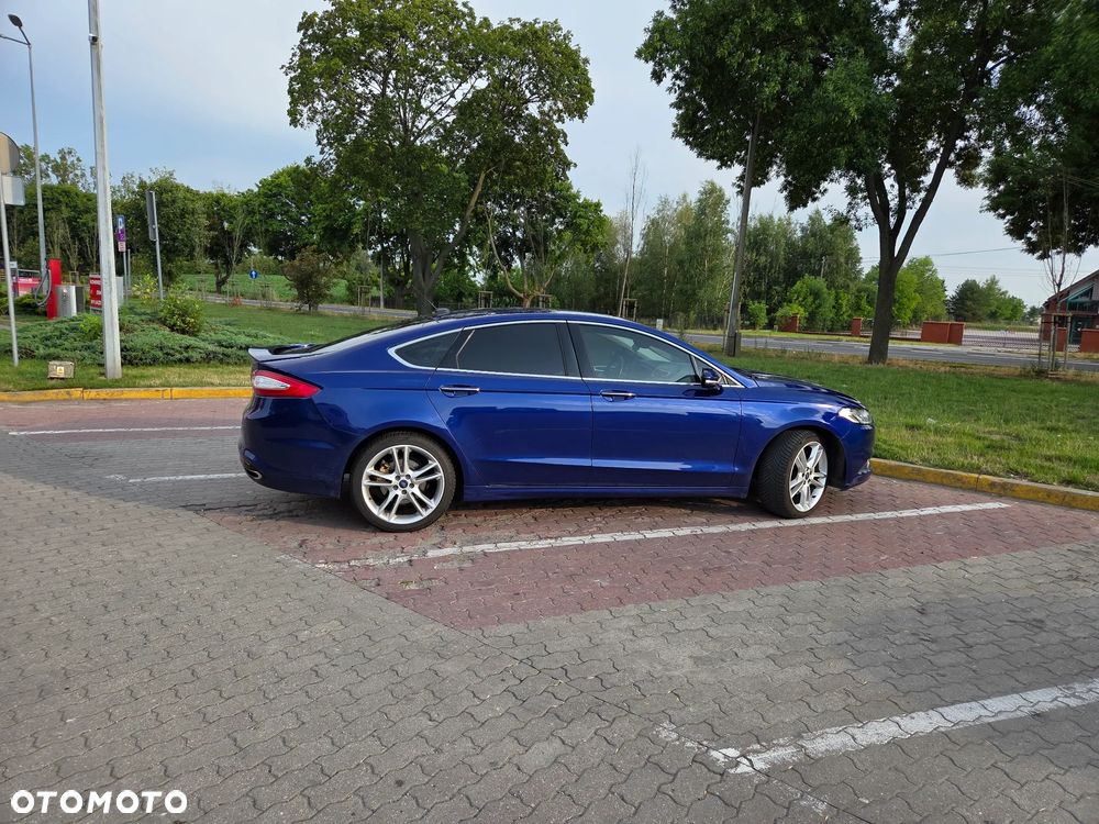 Ford Mondeo 2.0 EcoBoost Titanium - 4