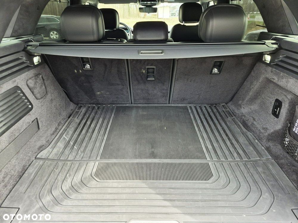 Land Rover Range Rover Sport - 38