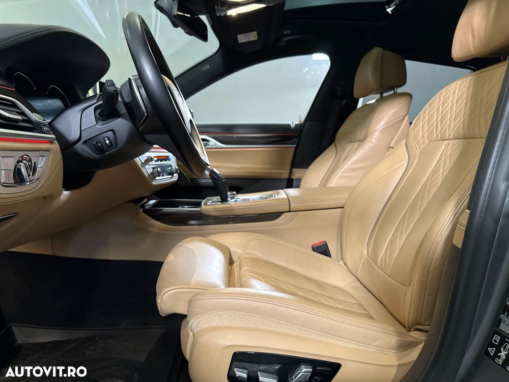 BMW Seria 7 - 28