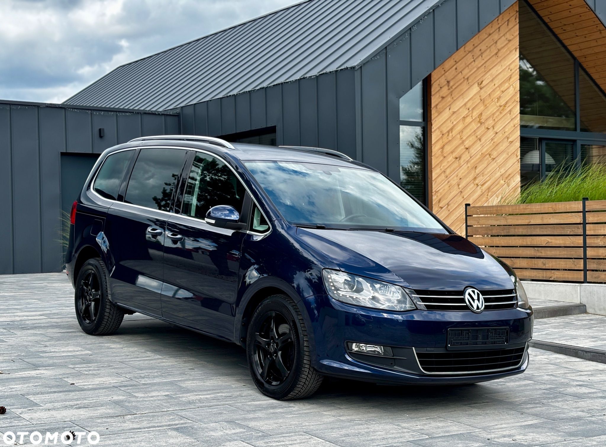 Volkswagen Sharan 2.0 TDI Highline DSG - 1