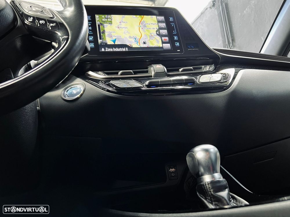 Toyota C-HR 1.8 HSD Exclusive+P.Luxury - 17