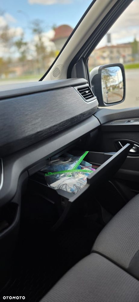 Renault Trafic 2.0 dCi - 15