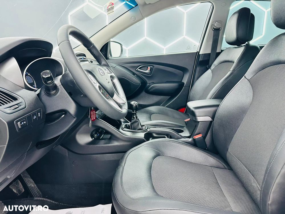 Hyundai ix35 2.0 CRDI 2WD Style - 14