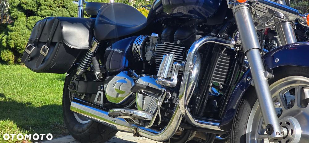 Triumph America - 24