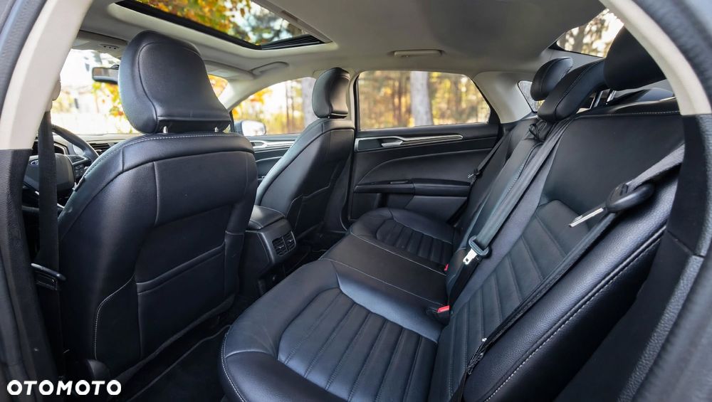 Ford Fusion 2016