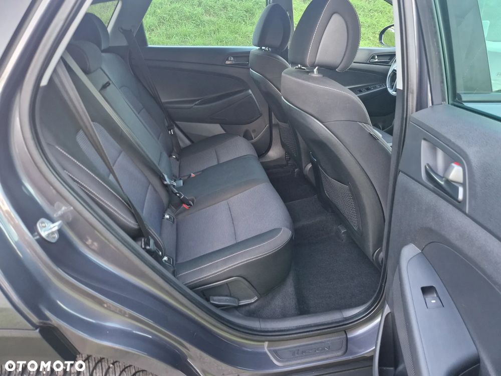 Hyundai Tucson - 16
