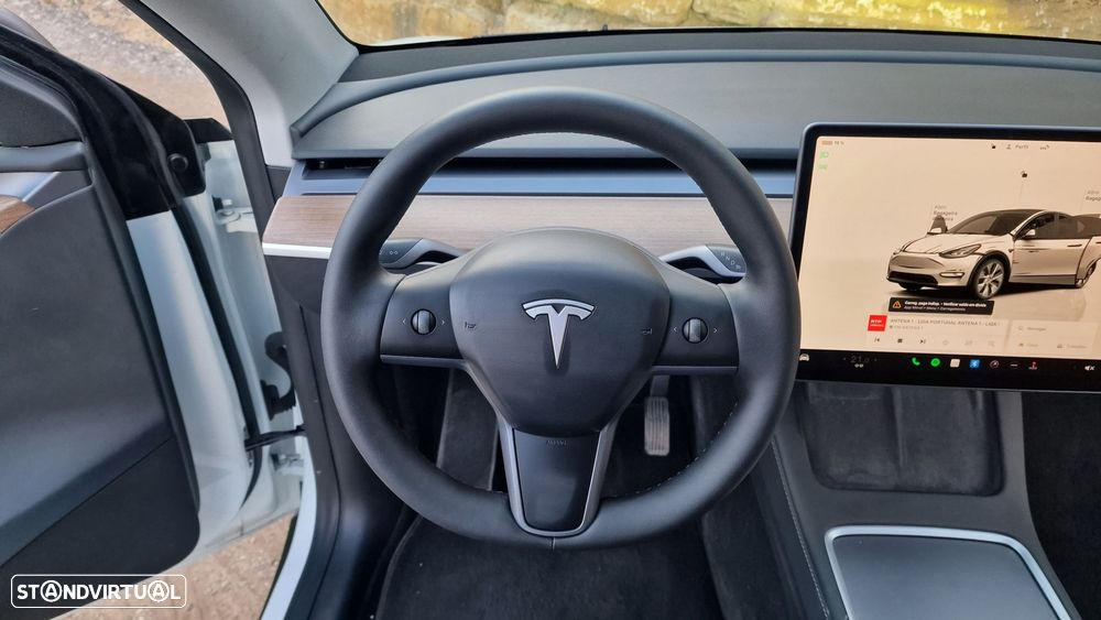 Tesla Model Y Long Range Tração Integral - 18