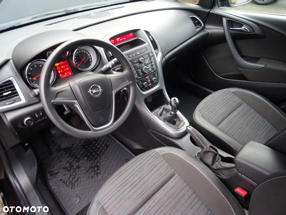 Opel Astra 1.4 T Active EU6 - 10