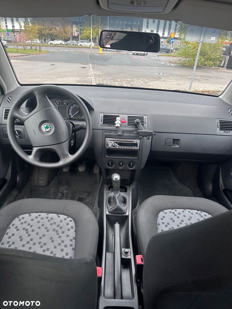 Skoda Fabia - 15