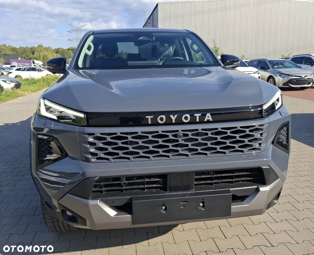 Toyota Hilux 2.8 D-4D mHEV Double Cab Invincible 4x4 - 7