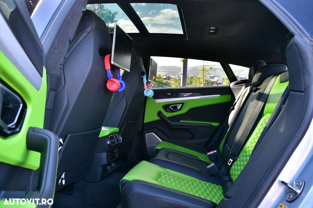 Lamborghini URUS Standard - 38