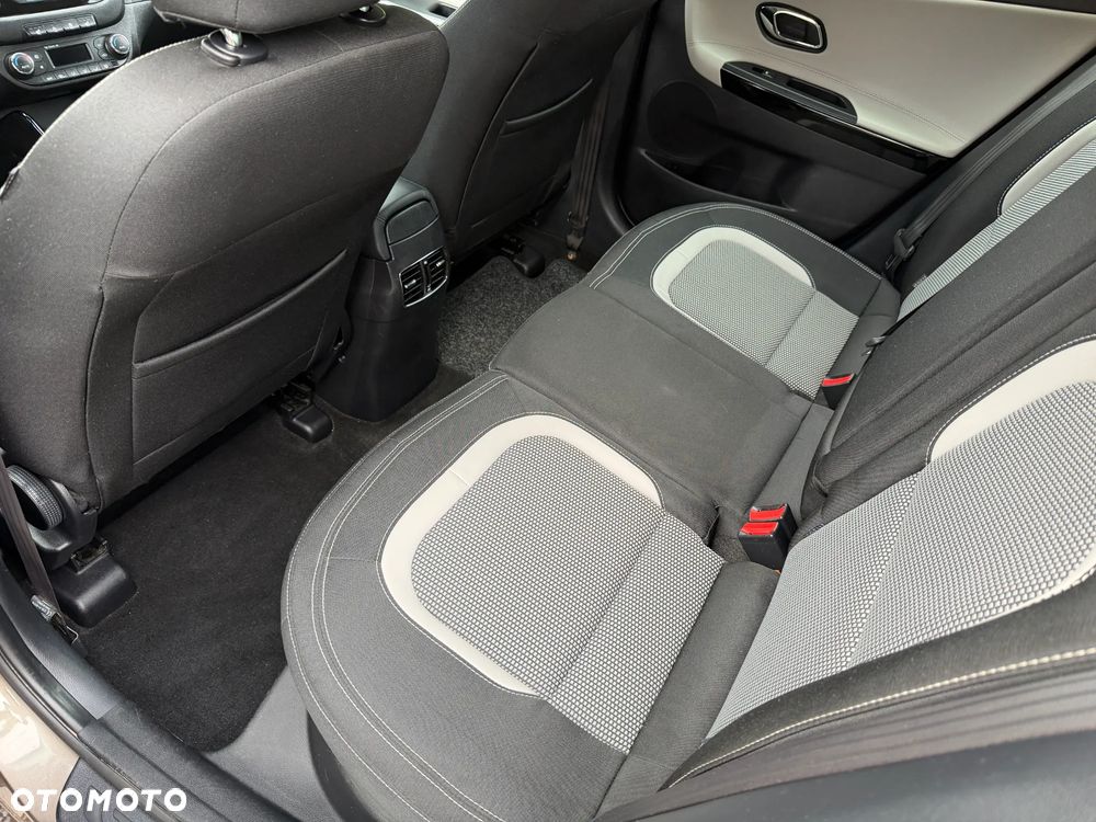 Kia Ceed 1.6 GDI DCT Platinum Edition - 17