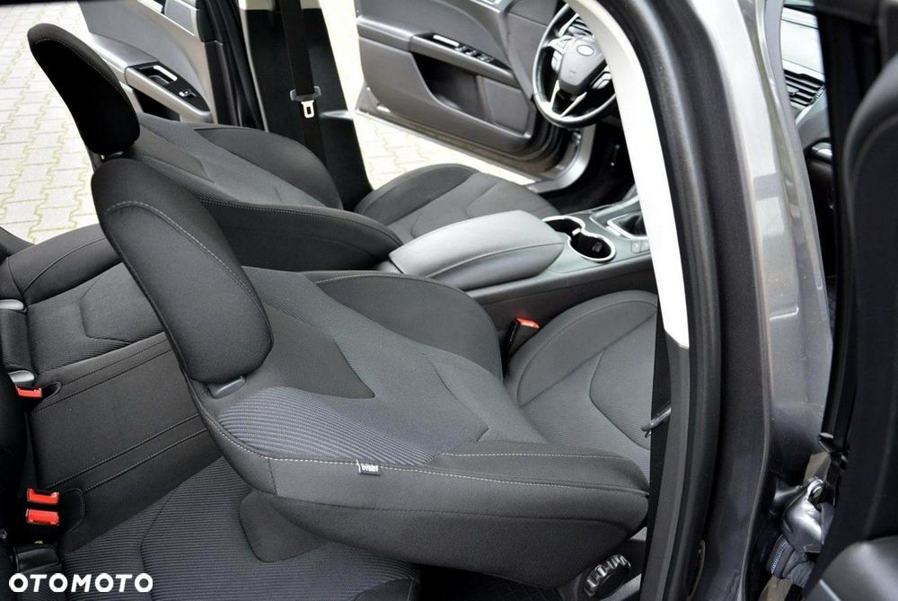Ford Mondeo - 18