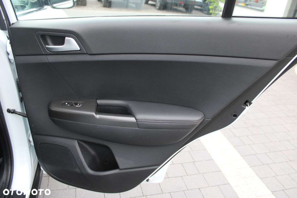 Kia Sportage 1.6 GDI Business Line 2WD - 22