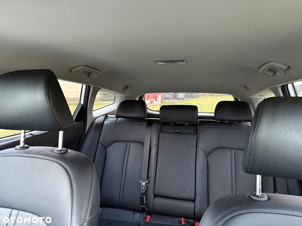 Kia Optima - 26