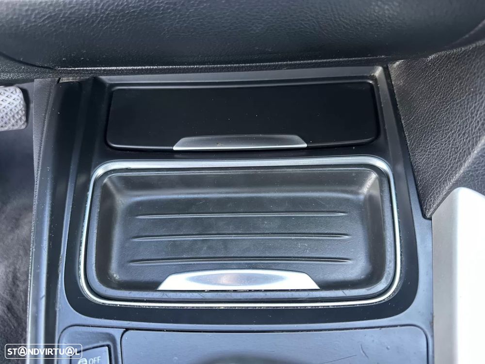 BMW 320 d EfficientDynamics Line Sport Auto - 42
