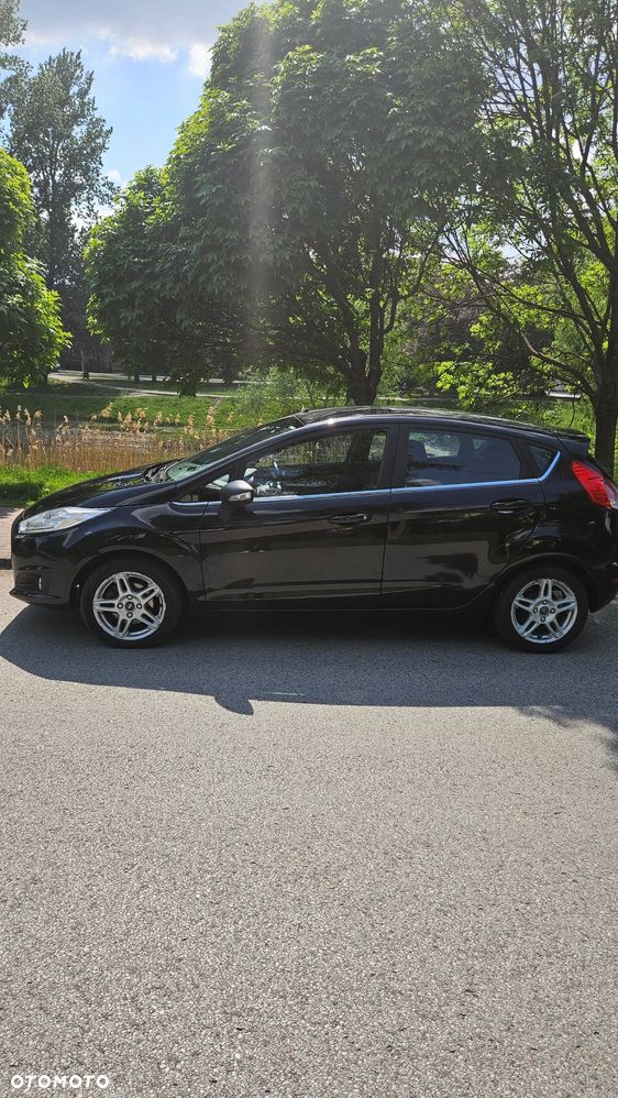 Ford Fiesta 1.0 EcoBoost STart-Stop Titanium - 6