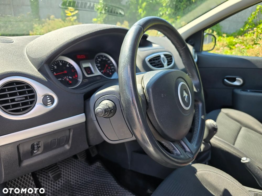 Renault Clio 1.5 dCi Dynamique - 9