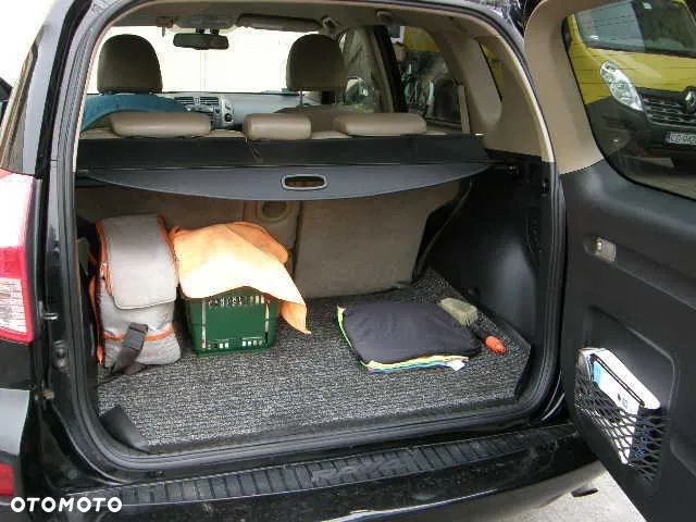 Toyota RAV4 2.2 D-4D 4x4 - 2