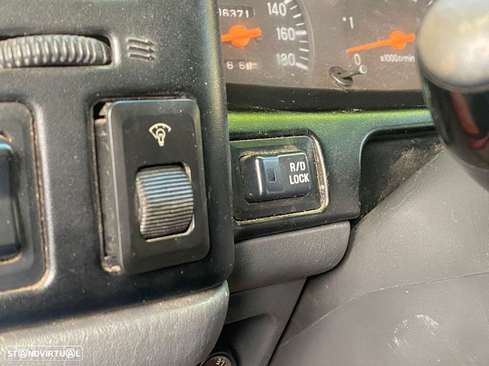 Mitsubishi L200 2.5 TD Strakar CD - 19