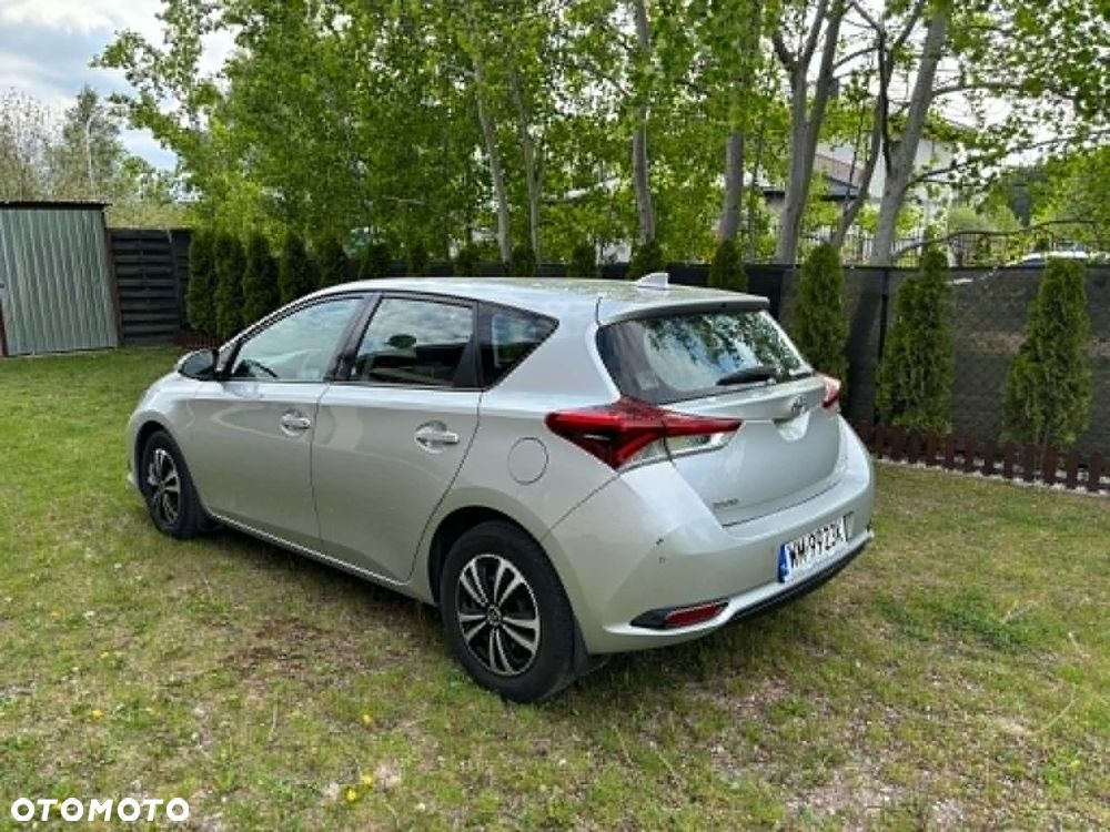 Toyota Auris 1.33 VVT-i Active - 3