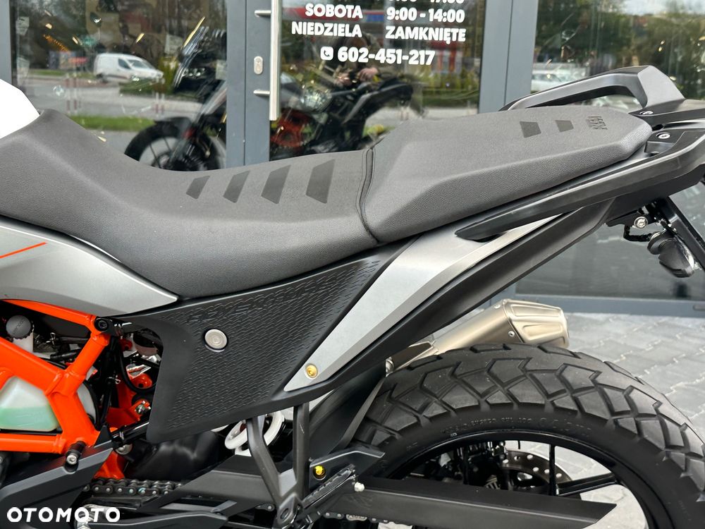 KTM Adventure - 34