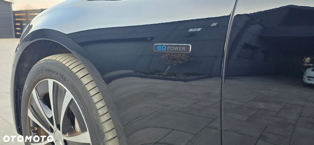 Mercedes-Benz Klasa E ver-220-d-4matic-9g--tronic-amg-line - 17