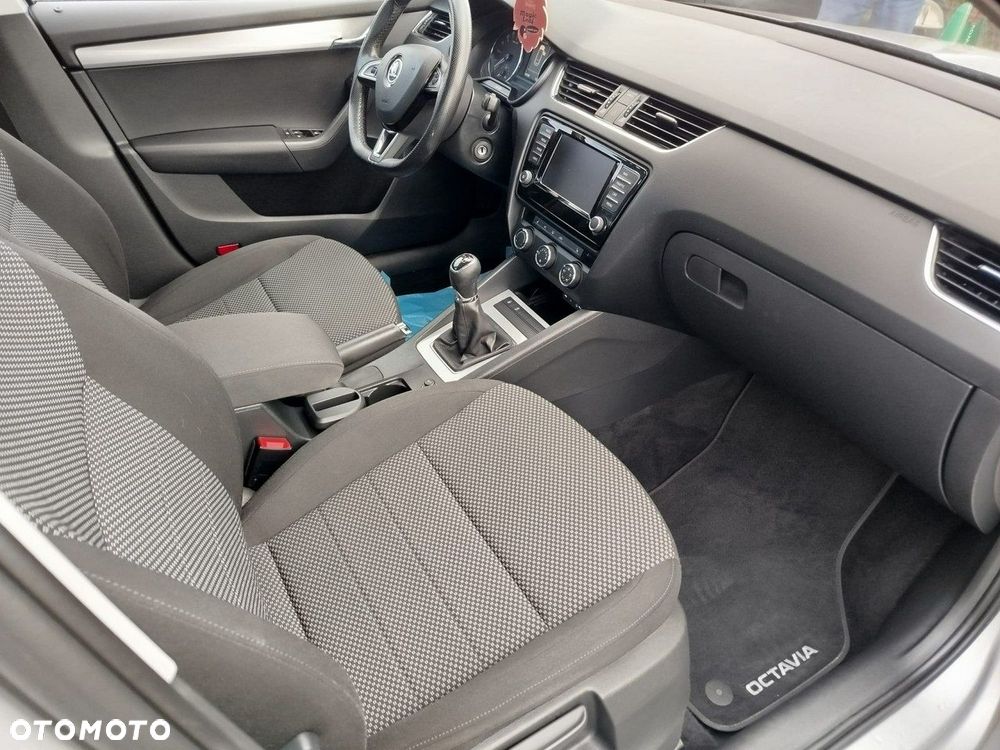 Skoda Octavia - 11