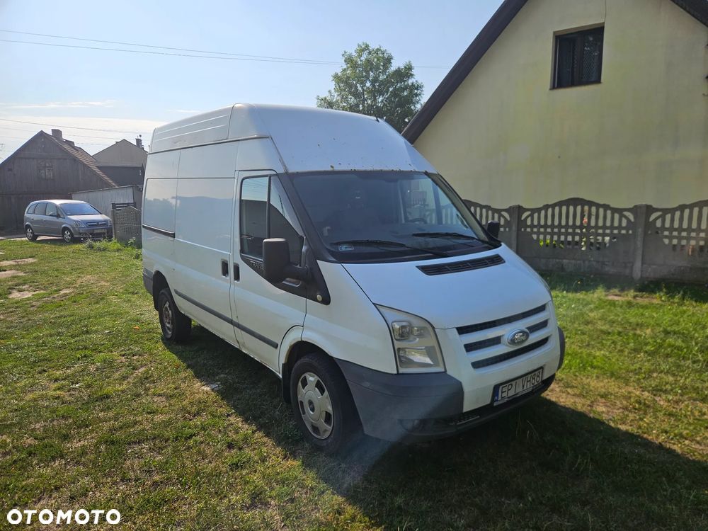 Ford Transit - 1