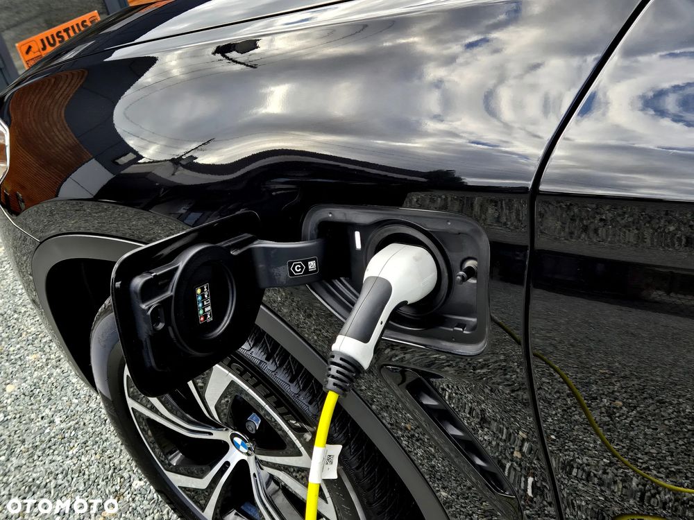 BMW X3 xDrive30e PHEV - 25