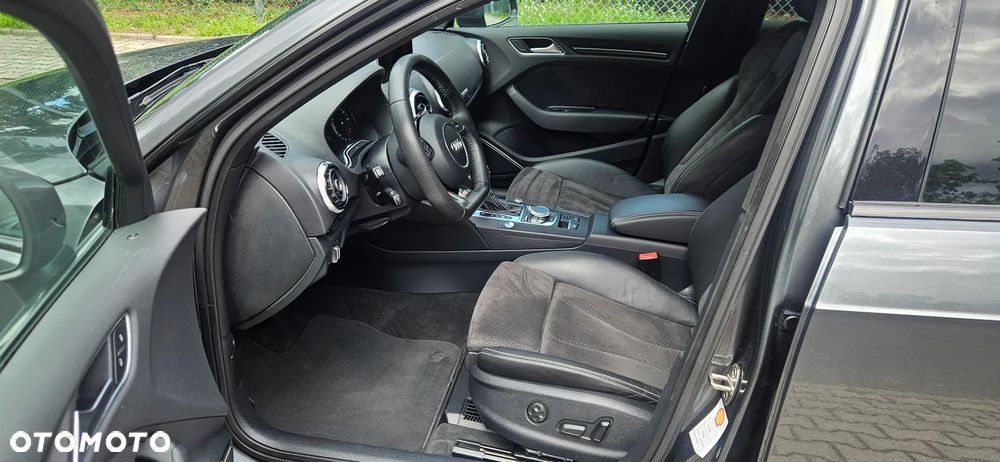 Audi A3 Sportback 2.0 TDI (clean diesel) quattro S tronic S line Sportpaket - 14