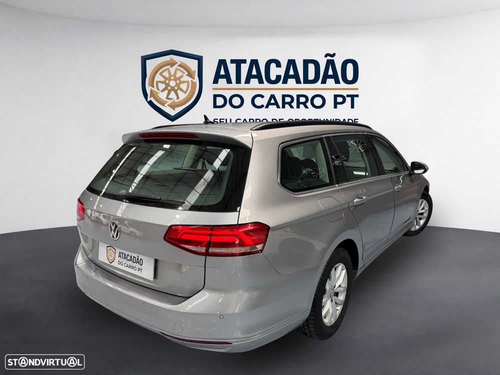 VW Passat 1.6 TDI Business DSG - 37