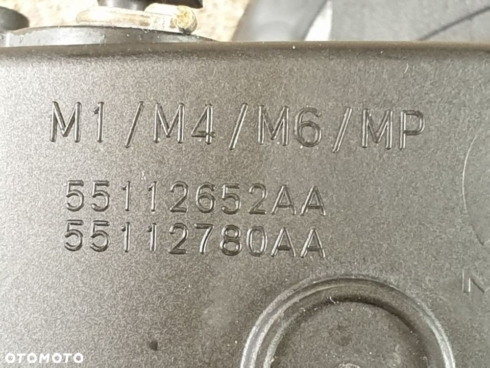 JEEP COMPASS 1.4T od 2018 roku . Klapka Wlewu Paliwa - 19