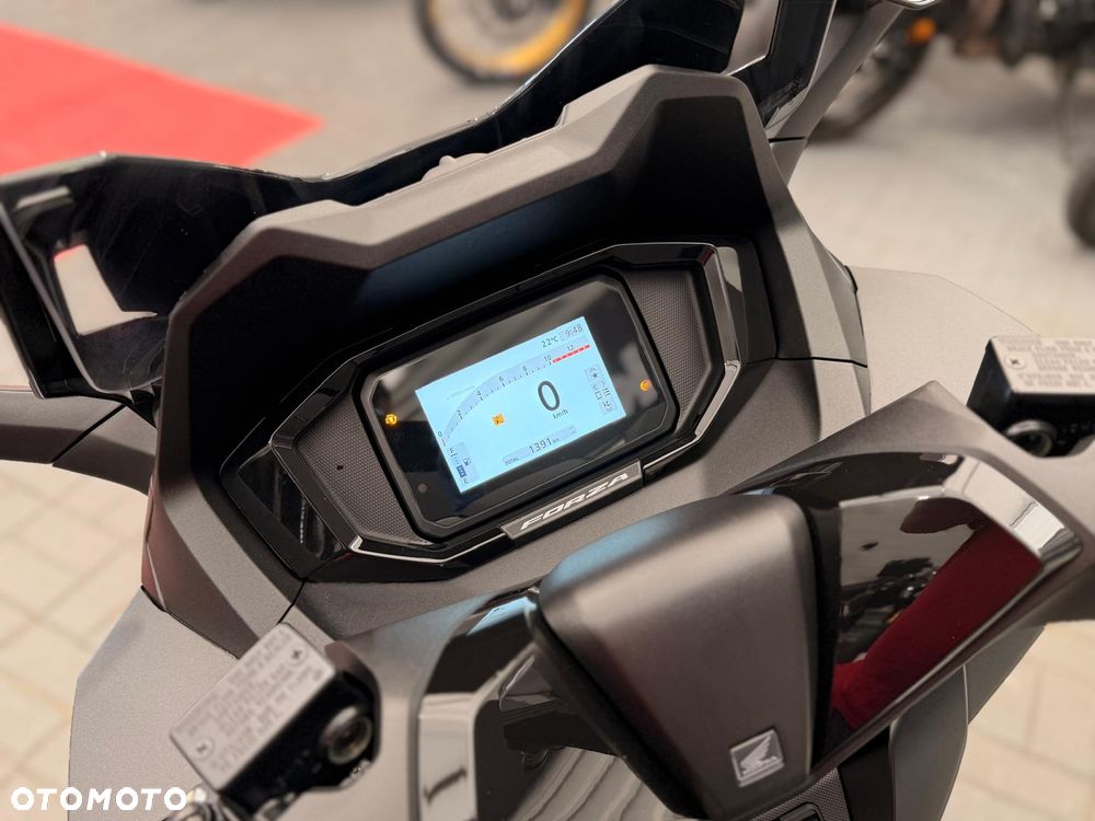 Honda NSS - 8