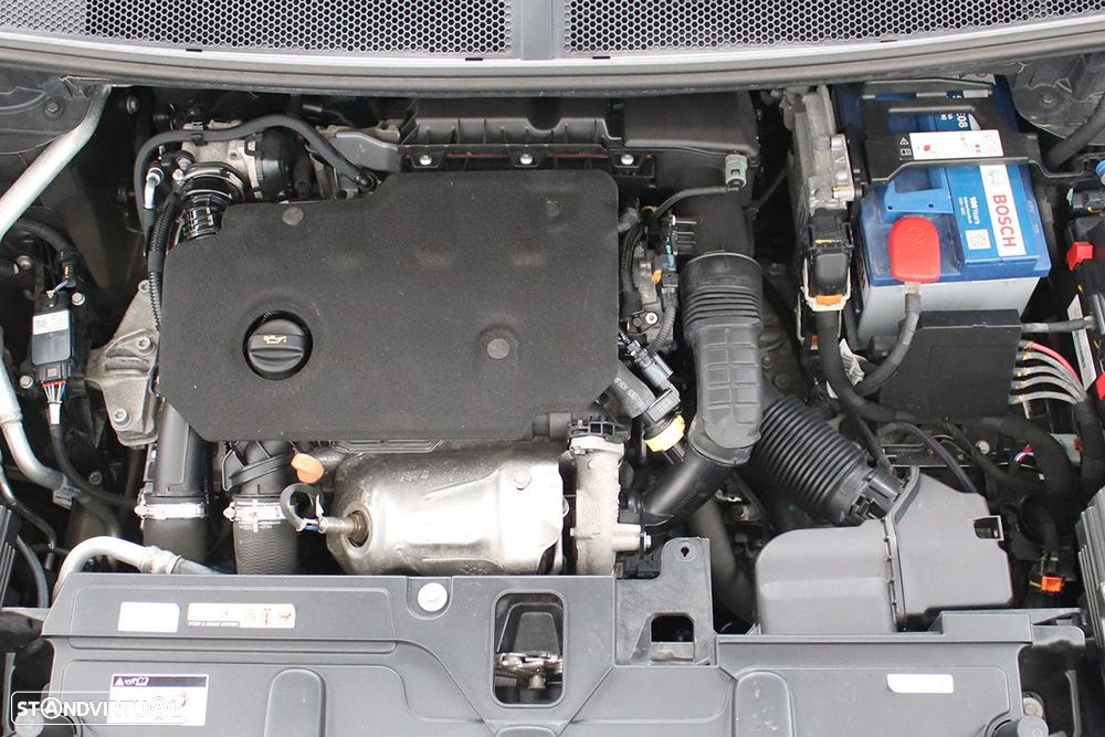 Peugeot 3008 1.5 BlueHDi GT EAT8 - 26