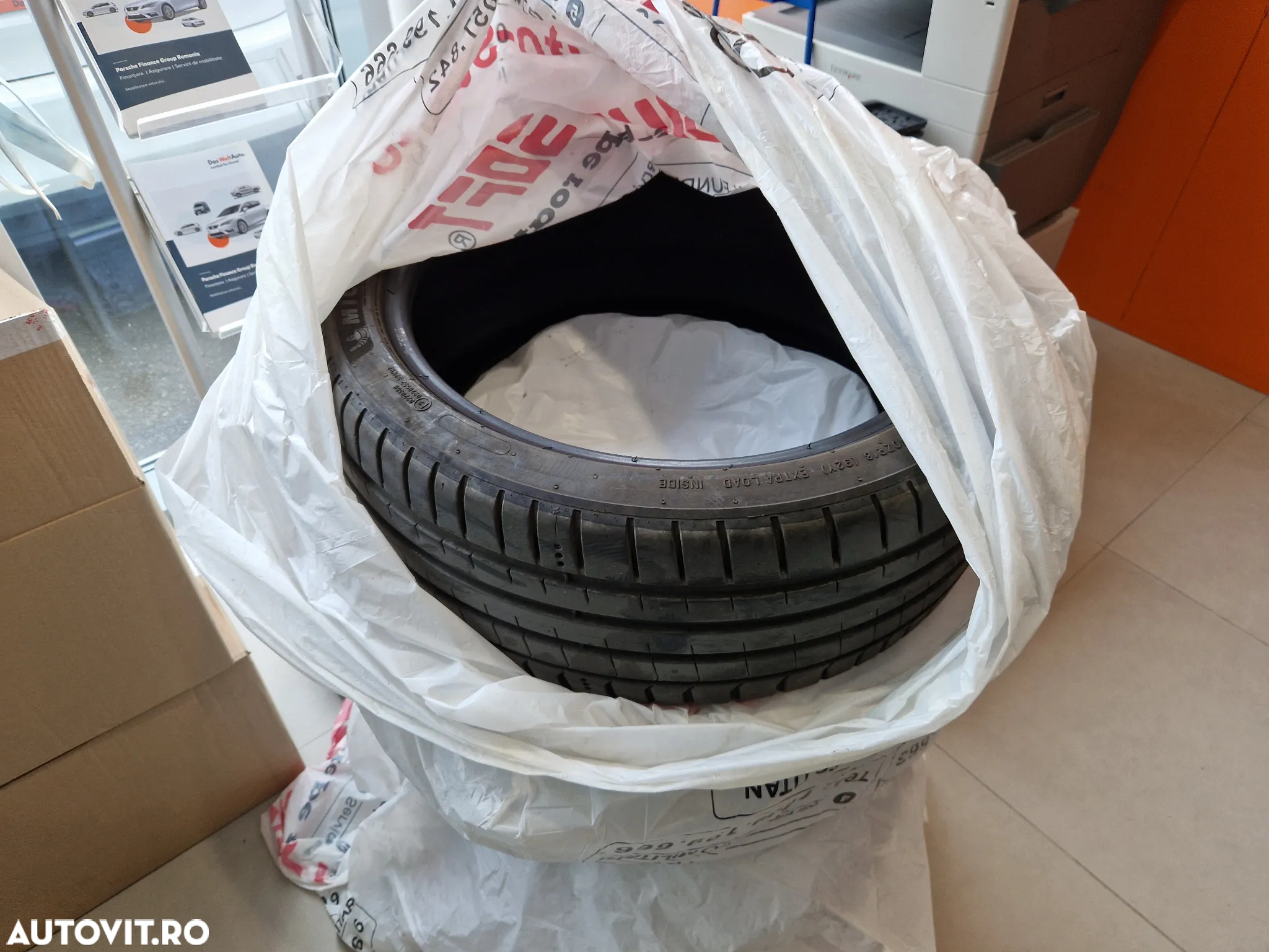 Volkswagen Golf 2.0 TSI DSG R - 27