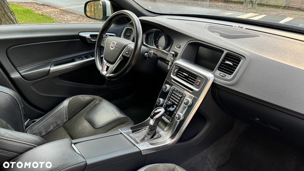 Volvo S60 CC D4 Drive-E Momentum - 7