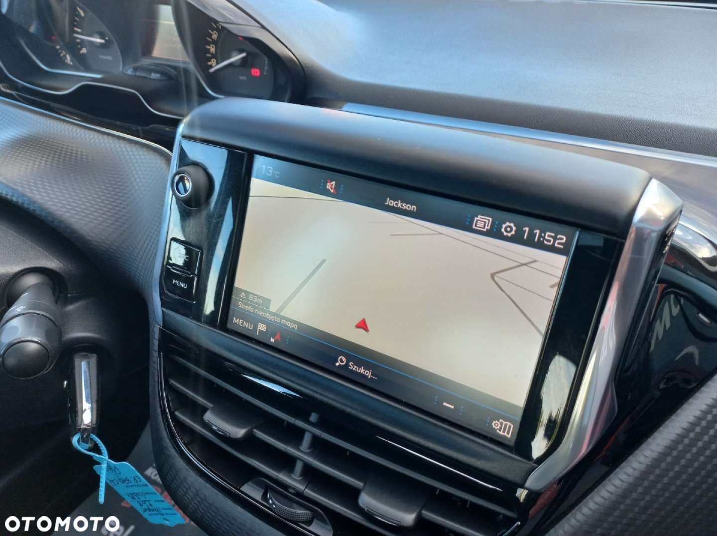 Peugeot 208 - 15