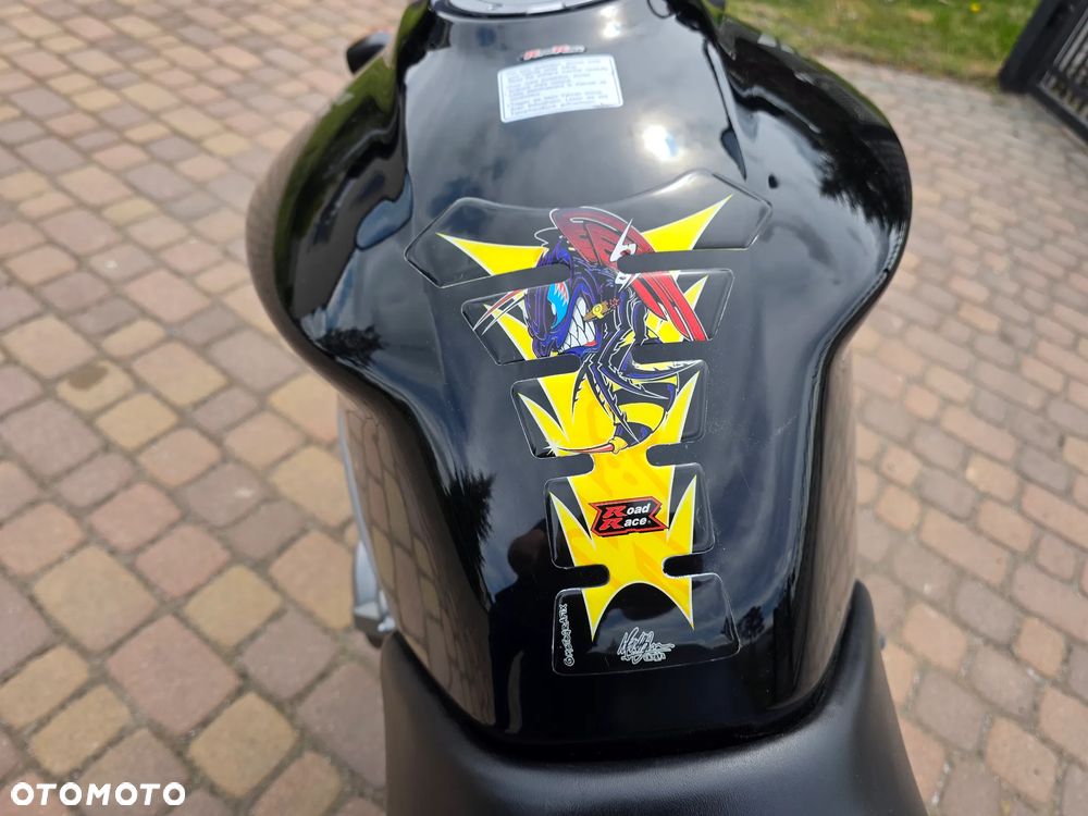 Honda CB - 32