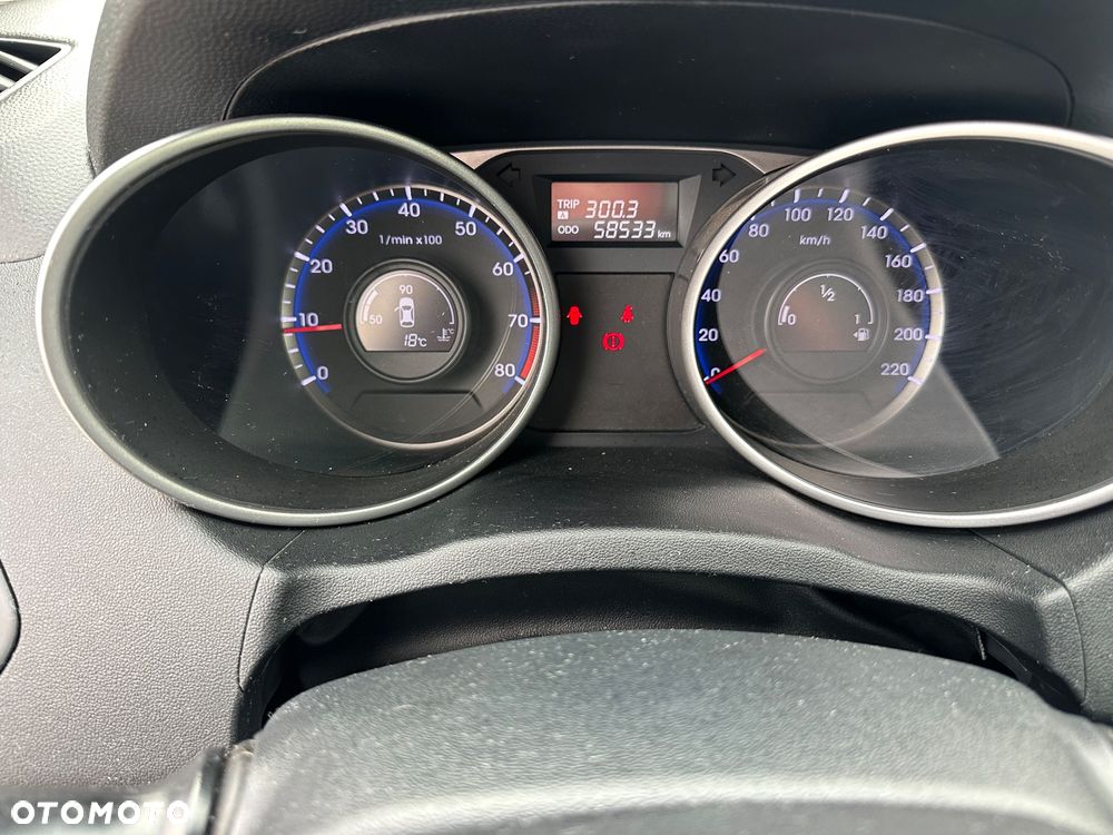 Hyundai ix35 - 15