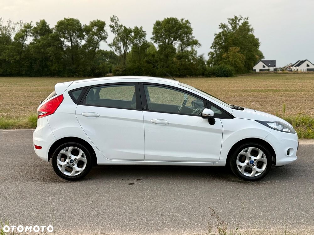Ford Fiesta 1.25 Champions Edition - 25