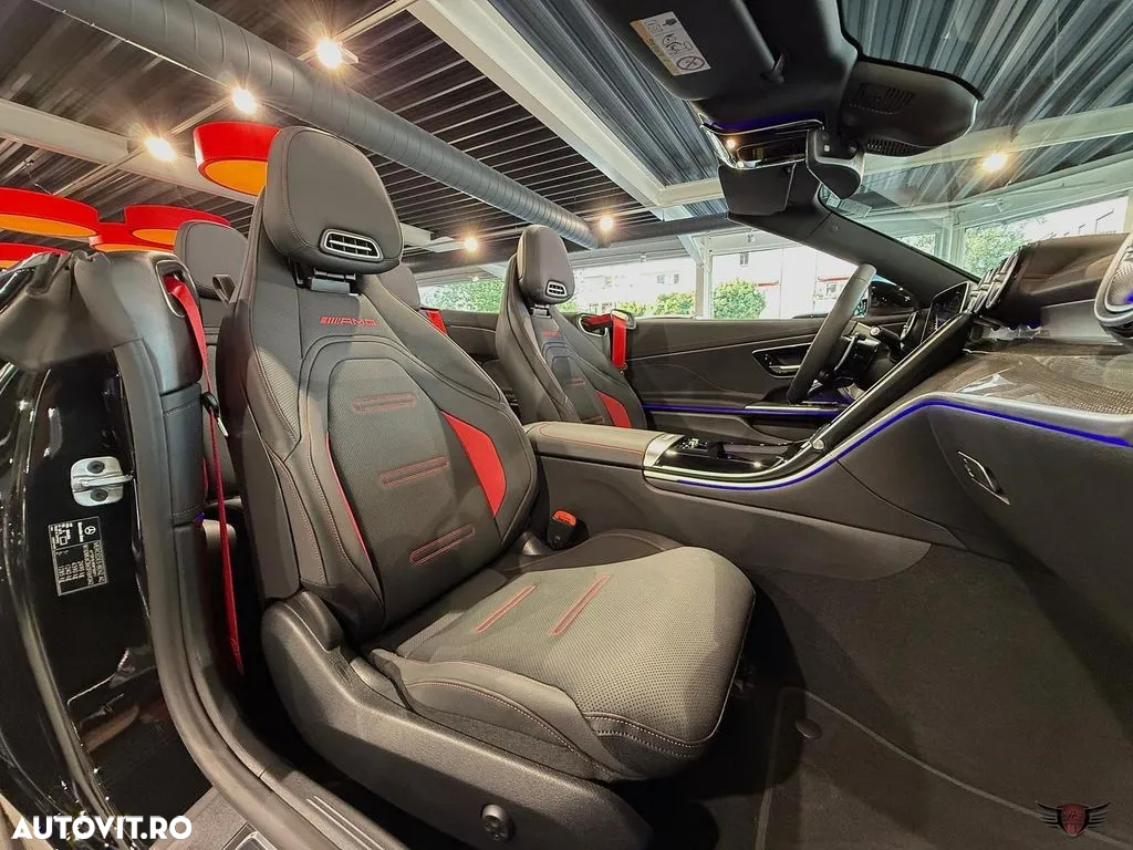 Mercedes-Benz CLE Mercedes-AMG 53 4M+ Cabrio AMG S.SHIFT TCT 9G - 9