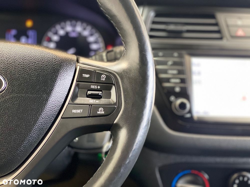 Hyundai i20 blue 1.0 T-GDI Passion Plus - 28